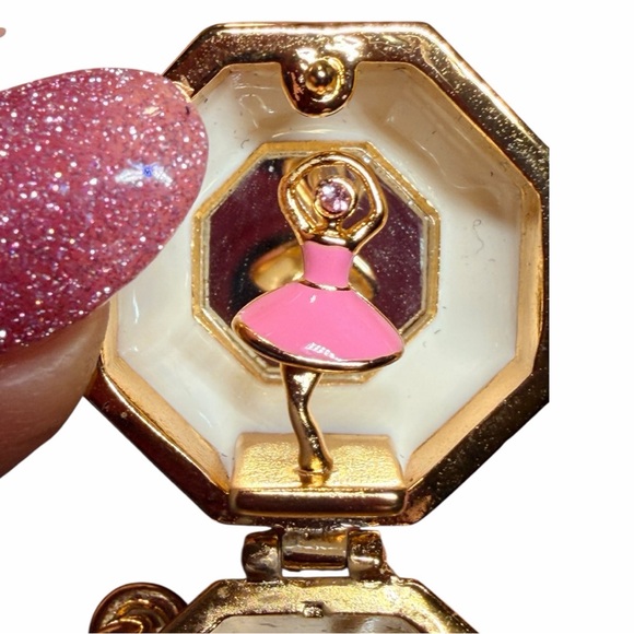 Juicy Couture Bracelet and 6 Charms Collector’s Set (EUC) - Picture 12 of 16